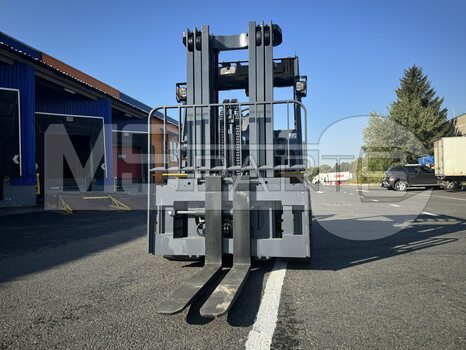 Фото: Вилочный погрузчик XCMG XVB50 (QL8-G)