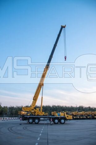 Фото: Кран XCMG XCT70_S1