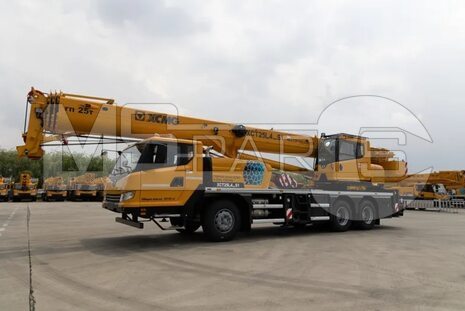 Фото: Кран XCMG XCT25L4_S1