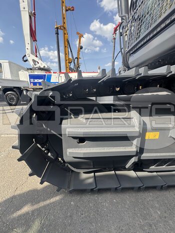 Фото: Гусеничный экскаватор XCMG XE490DK