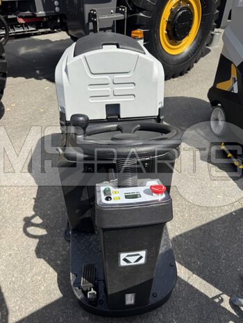 Фото: Поломоечная машина XCMG XGH90X55R