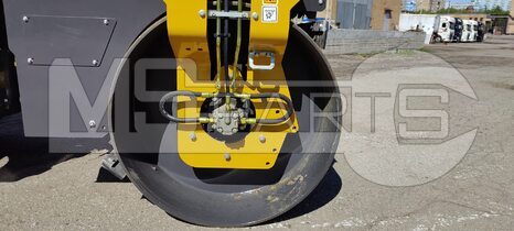 Фото: Каток комбинированный XCMG XD140VT