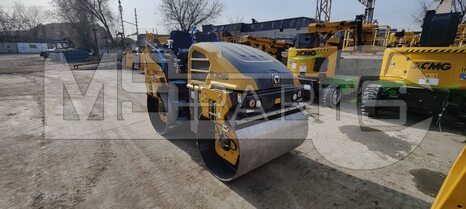 Фото: Каток тандемный XCMG XD140