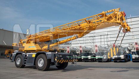 Фото: Короткобазный кран XCMG XCR35_S