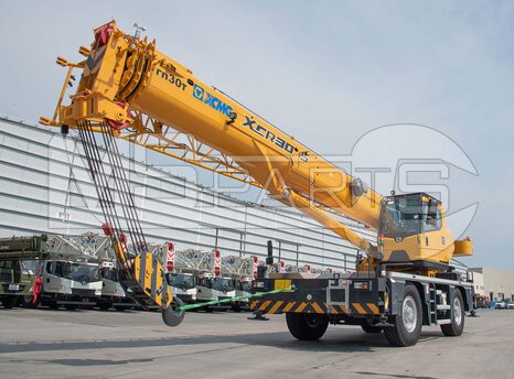 Фото: Короткобазный кран XCMG XCR30_S