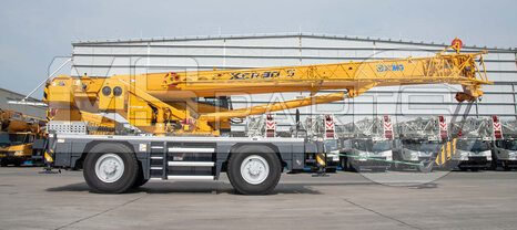 Фото: Короткобазный кран XCMG XCR30_S