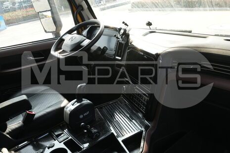 Фото: Вседорожный автокран XCMG XCA200G7-1S
