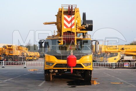 Фото: Вседорожный автокран XCMG XCA200G7-1S