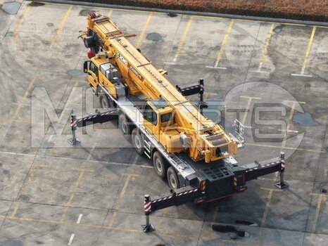 Фото: Вседорожный автокран XCMG XCA200G7-1S