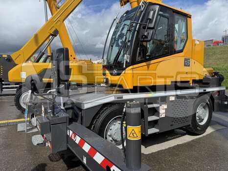 Фото: Короткобазный кран XCMG XCR13_S