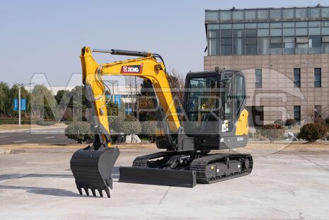 Фото: Мини-экскаватор XCMG XE60G