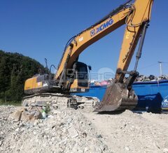 Техническое обслуживание гусеничного экскаватора XCMG XE225DN
