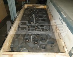 Фото: Головка блока цилиндров в сборе 129908-11700 Yanmar