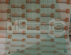 Фото: Стекло правое заднее верхнее 860573617